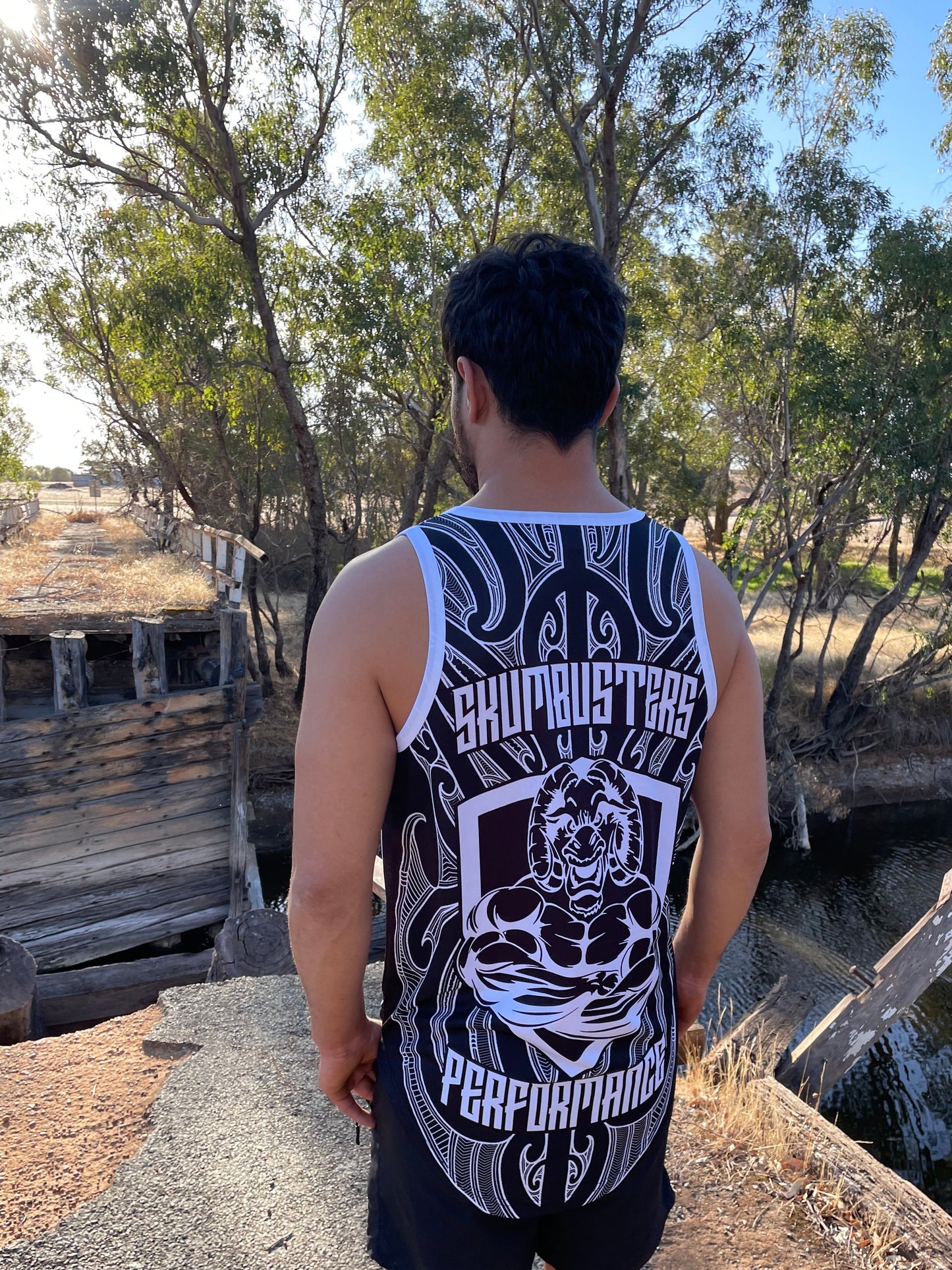 SKUMBUSTERS PERFORMANCE WEAR